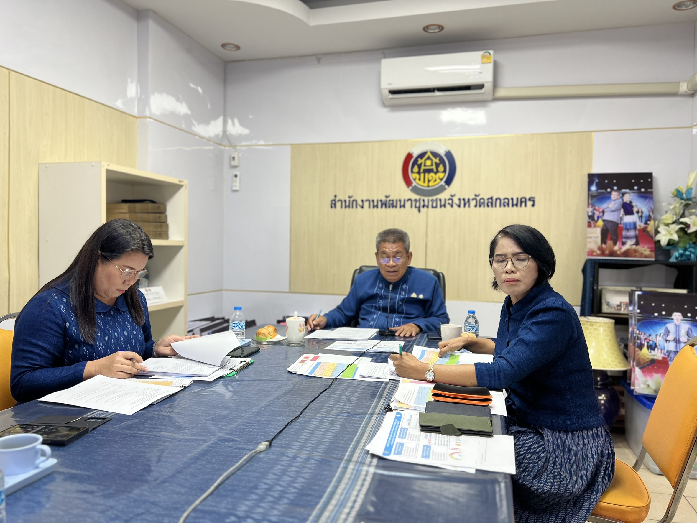 📢พช.สกลนคร : ประชุมขับเคลื่อนการดำเนินงานตามภารกิจสำคัญของสำนักงานพัฒนาชุมชนไตรมาส ๒ ผ่านระบบออนไลน์ Cisco Webex