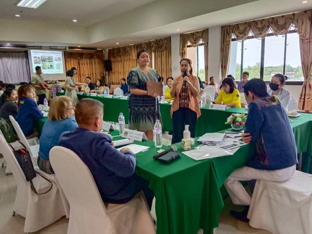 จังหวัดสกลนคร ดำเนินการประชุมโครงการส่งเสริมกระบวนการเครือข่าย องค์ความรู้ (Knowledge – Based OTOP : KBO) กิจกรรมที่ 2 พัฒนาผลิตภัณฑ์ OTOP โดยเครือข่ายองค์ความรู้ (Knowledge – Based OTOP : KBO) จังหวัด (ครั้งที่ 3)