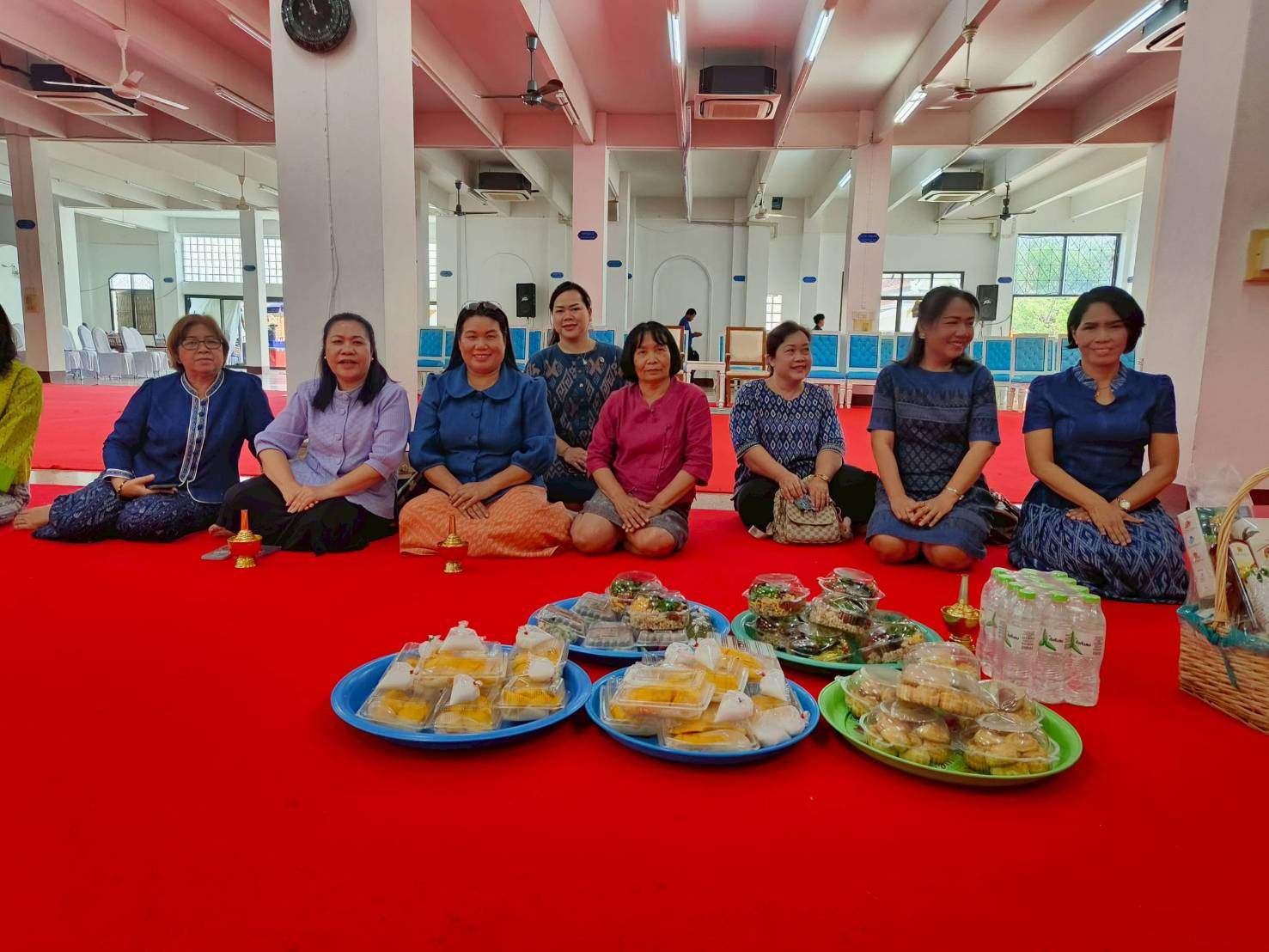 📣พช.สกลนคร จัดกิจกรรมทำบุญถวายภัตตาหารเพล เสริมสร้างคุณธรรม ภายใต้โครงการพัฒนาชุมชนใสสะอาด ประจำปีงบประมาณ พ.ศ. 2568 มิติที่ 4 การเสริมสร้างองค์กรคุณธรรม