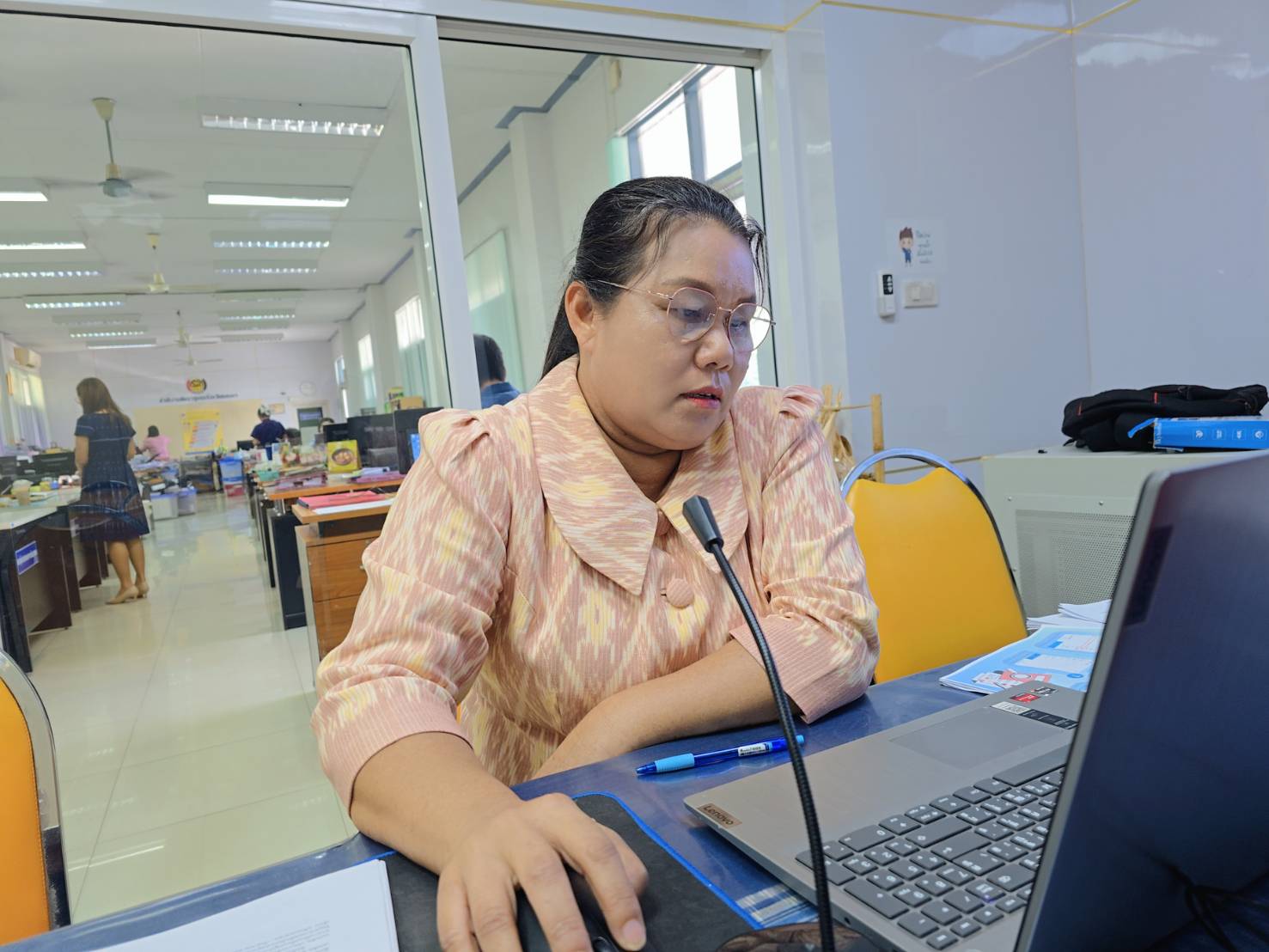 📢พช.สกลนคร : ประชุมขับเคลื่อนงานพัฒนาชุมชนด้านชุมชน ผ่านระบบออนไลน์ Cisco Webex