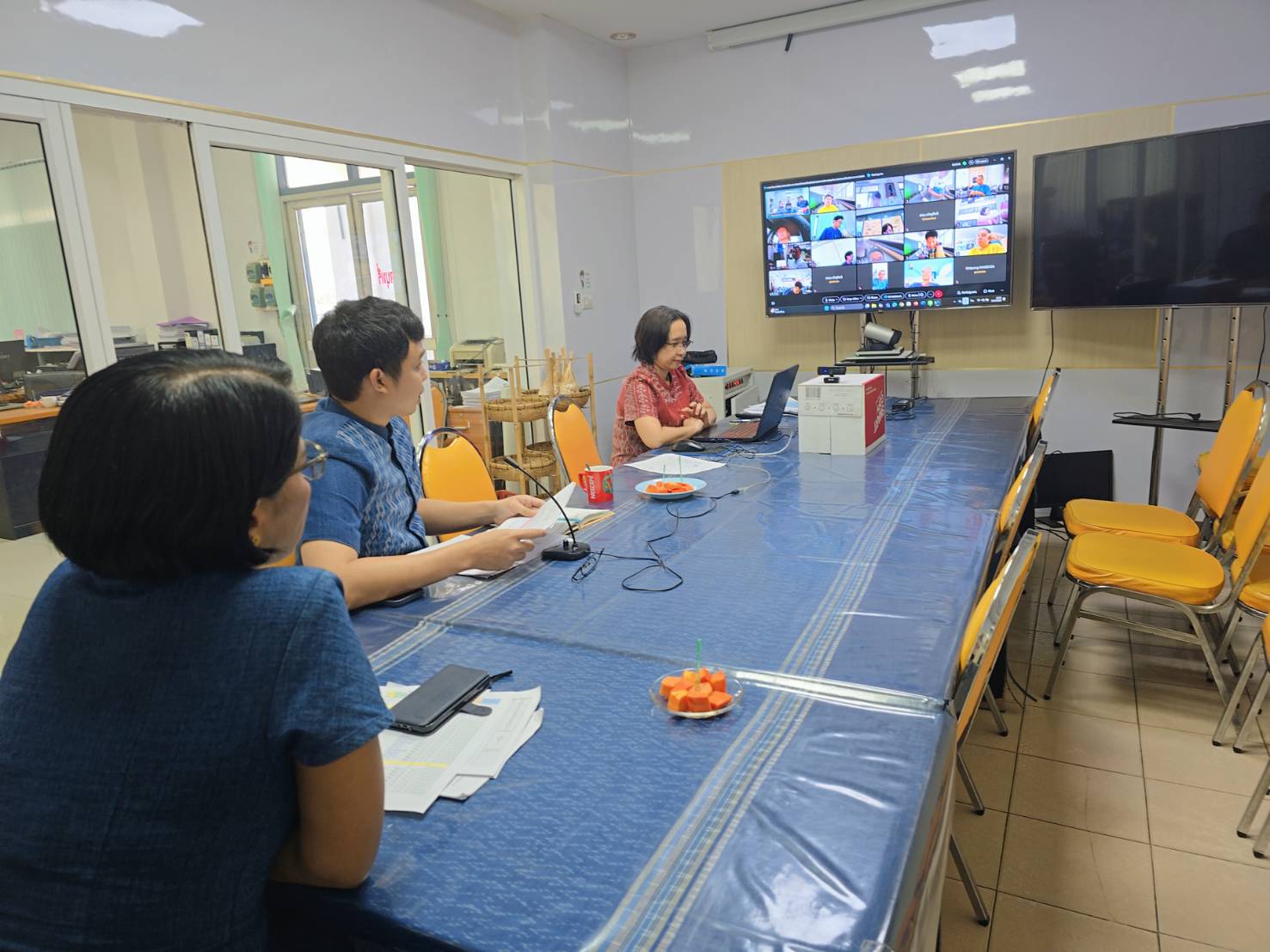 📢พช.สกลนคร : ประชุมขับเคลื่อนงานพัฒนาชุมชนด้านชุมชน ผ่านระบบออนไลน์ Cisco Webex