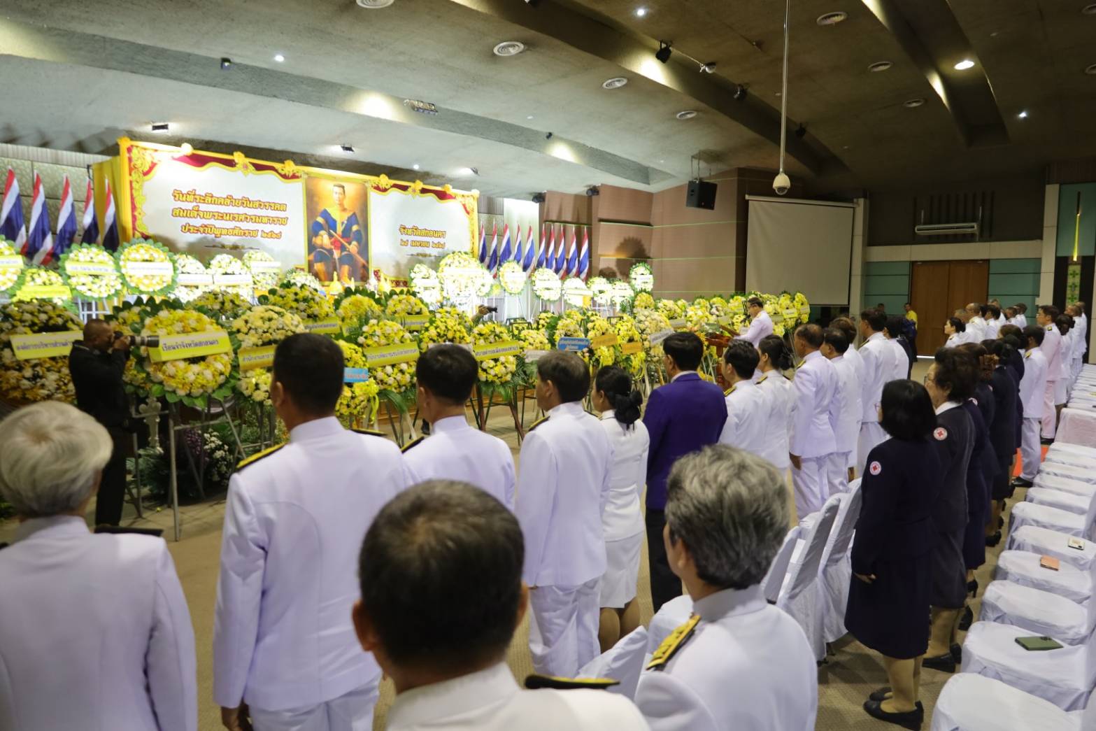 📢จังหวัดสกลนคร จัดพิธีวางพวงมาลา เนื่องในวันที่ระลึกคล้ายวันสวรรคตสมเด็จพระนเรศวรมหาราช ประจำปี 2568