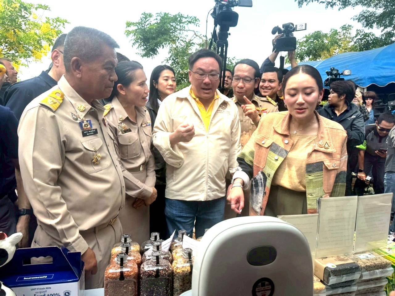 📢นายกรัฐมนตรี ติดตามความก้าวหน้าแผนพัฒนาการฟื้นฟูพื้นที่หนองหาร จังหวัดสกลนคร