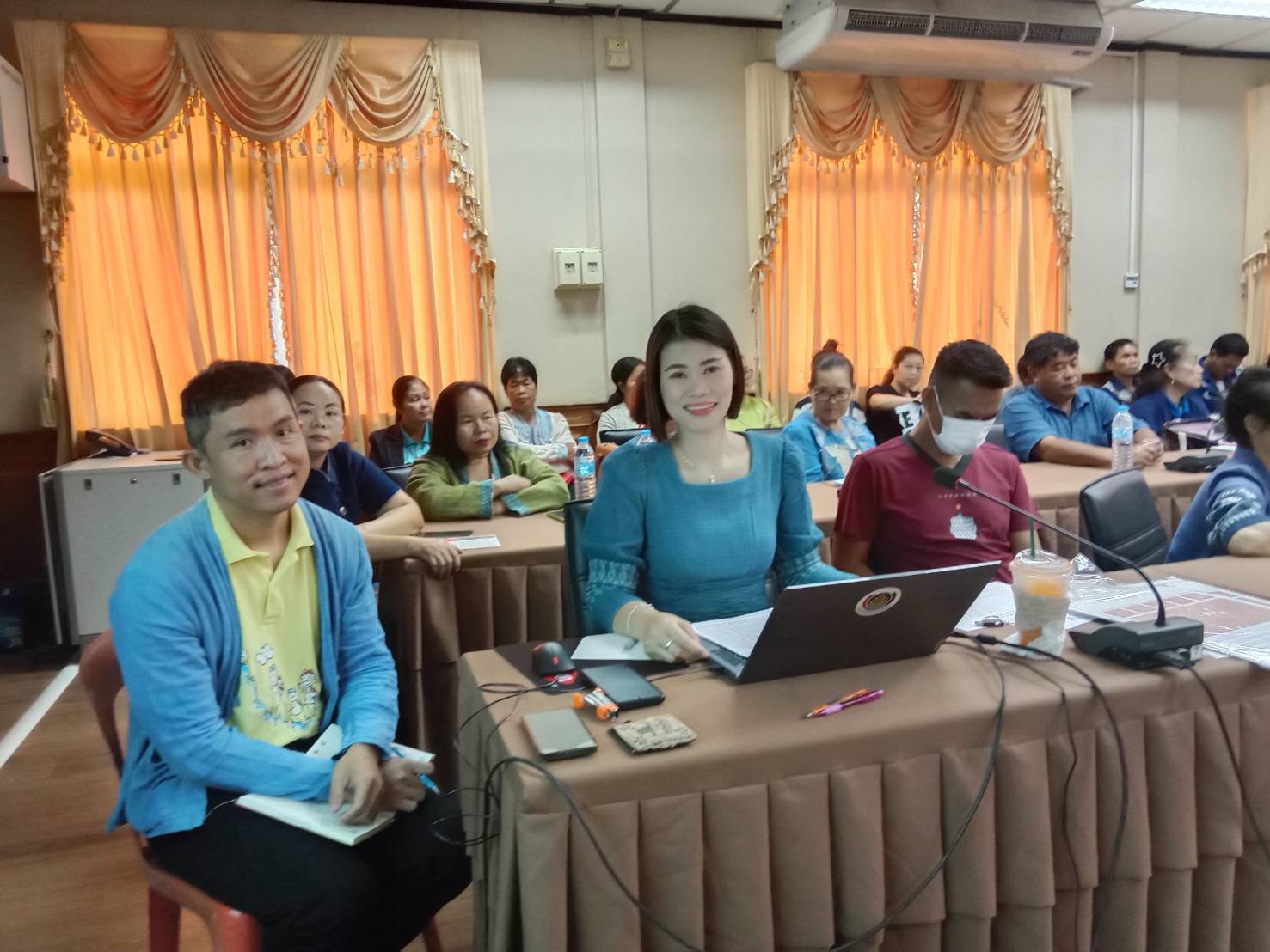 🏘พช.สกลนคร จัดประชุมคัดเลือกผู้ผลิต ผู้ประกอบการ OTOP เข้าร่วมงาน OTOP Midyear 2025 🗓วันพุธที่ 7 พฤษภาคม 2568