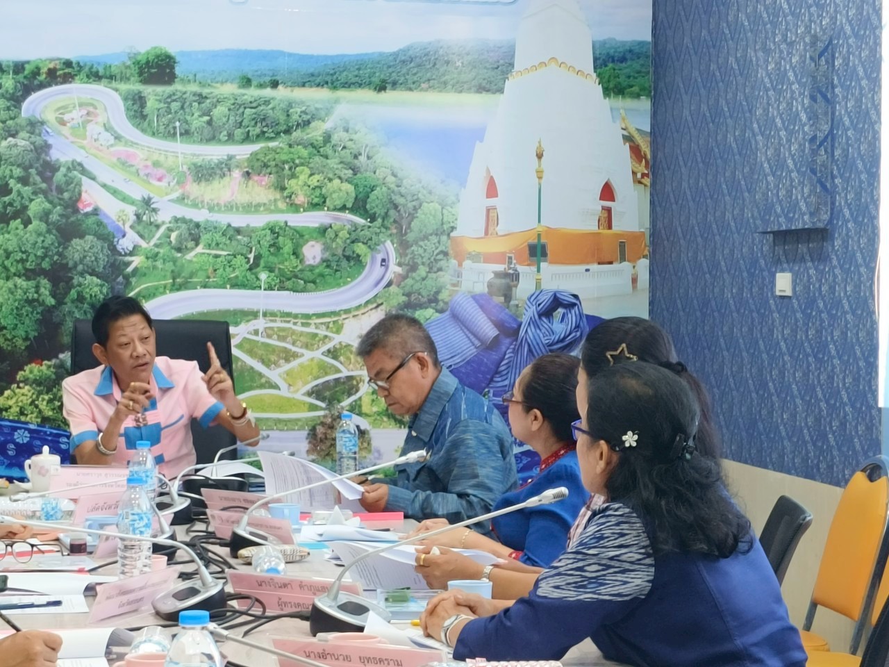 พช.สกลนคร ประชุมคณะอนุกรรมการบริหารกองทุนพัฒนาบทบาทสตรีระดับจังหวัด จังหวัดสกลนคร ครั้งที่ 4/2568