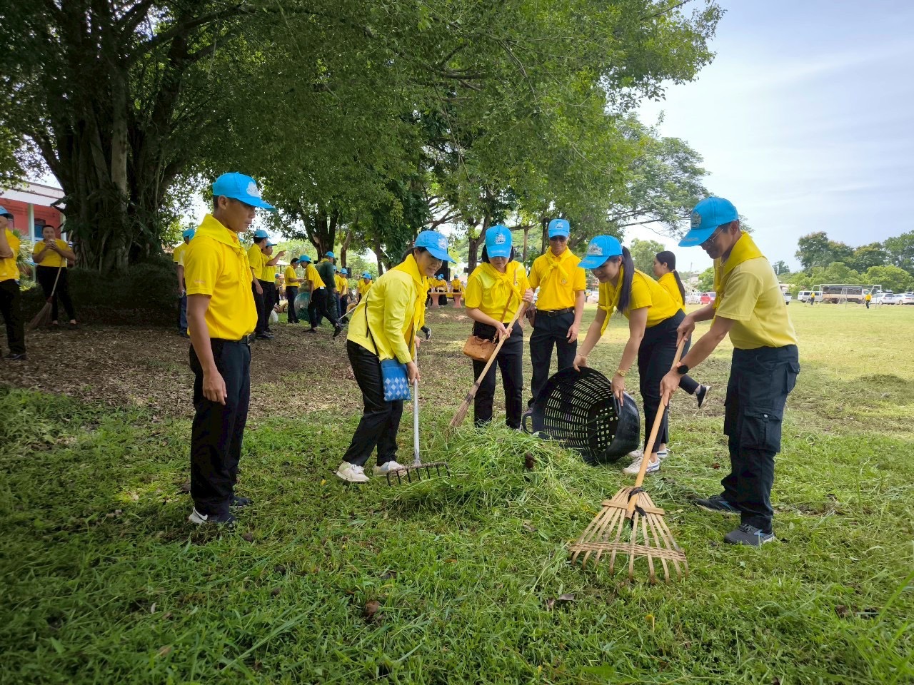 จ.สกลนคร จัดกิจกรรมจิตอาสาพัฒนา เนื่องในโอกาสวันเฉลิมพระชนมพรรษา สมเด็จพระนางเจ้าฯ พระบรมราชินี 3 มิถุนายน 2568