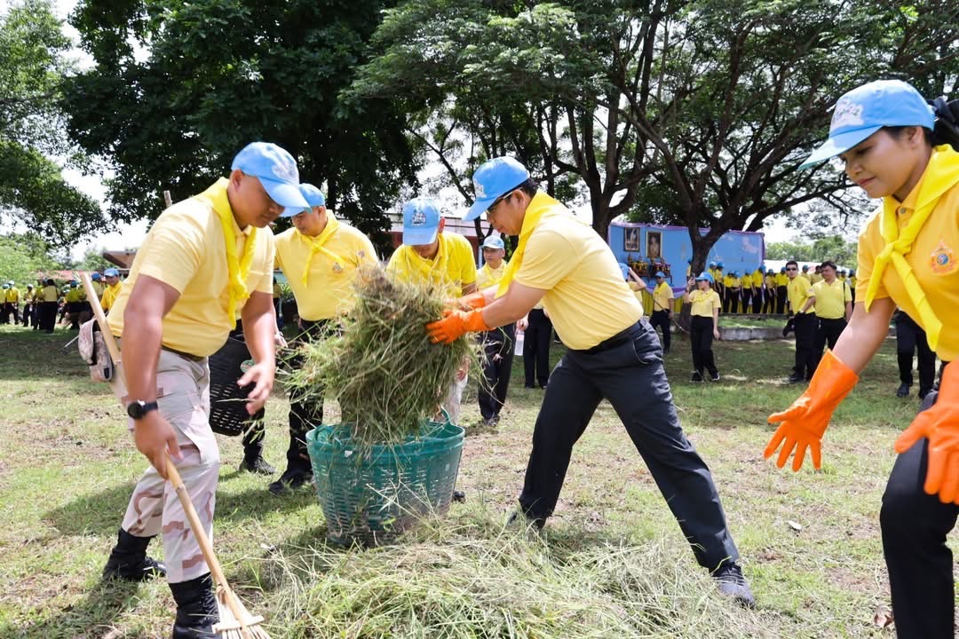 จ.สกลนคร จัดกิจกรรมจิตอาสาพัฒนา เนื่องในโอกาสวันเฉลิมพระชนมพรรษา สมเด็จพระนางเจ้าฯ พระบรมราชินี 3 มิถุนายน 2568