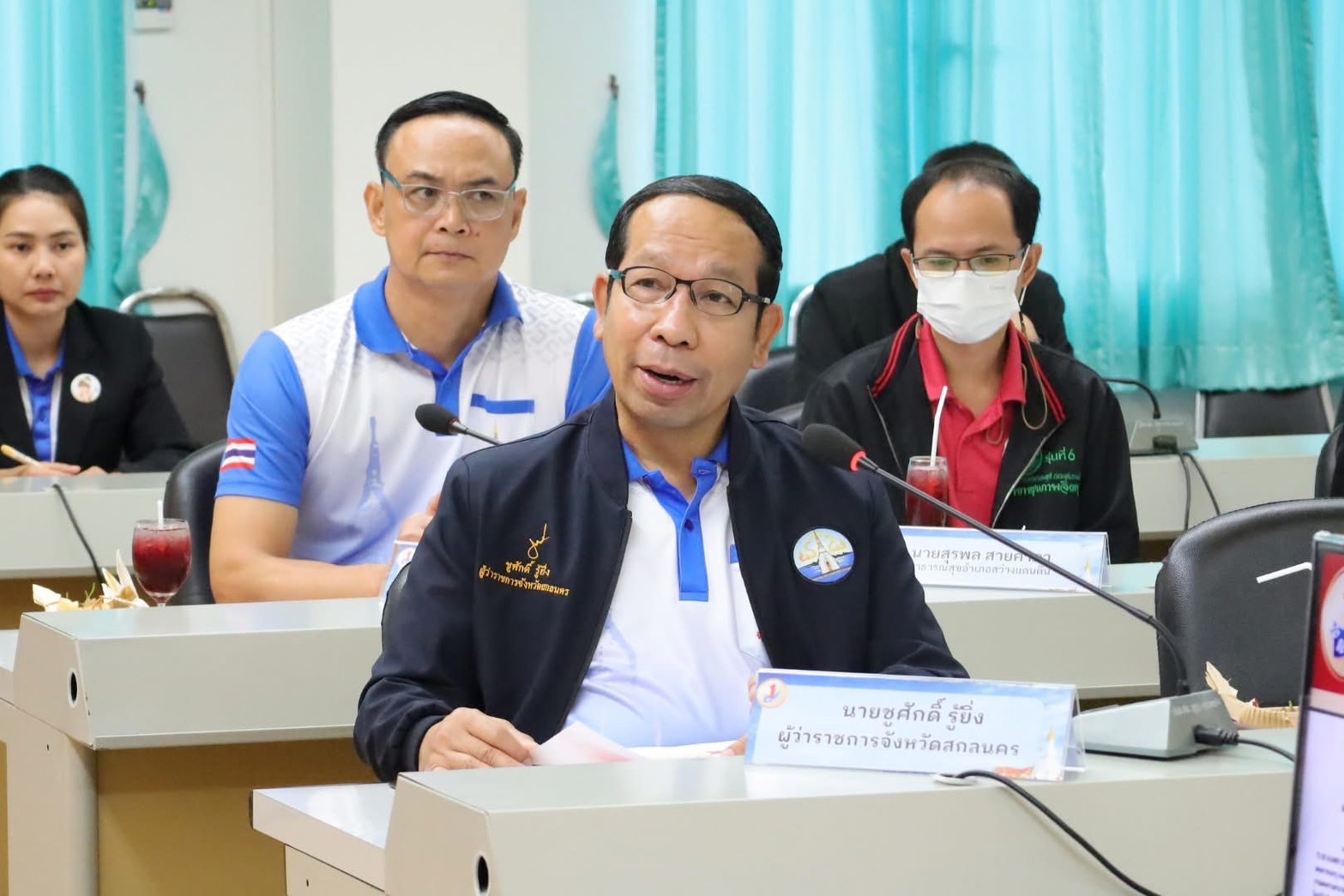 คณะอนุกรรมการตัดสินการประกวดผลงานชมรม TO BE NUMBER ONE  ลงพื้นที่ติดตามผลการดำเนินงานของจังหวัดสกลนคร และ ชมรม TO BE NUMBER ONE ระดับอำเภอ สถานประกอบการ เรือนจำ หน่วยงานราชการ และสถานศึกษาที่เกี่ยวข้อง