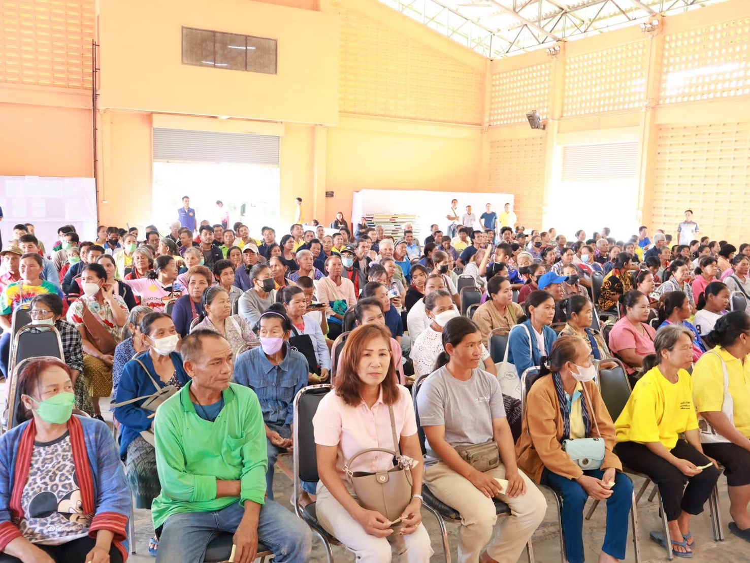 จังหวัดสกลนคร : มูลนิธิป่อเต็กตึ้ง ร่วมกับเมตตาธรรมมูลนิธิสกลนครและภาคีเครือข่าย สงเคราะห์ผู้ประสบภัยแล้ง