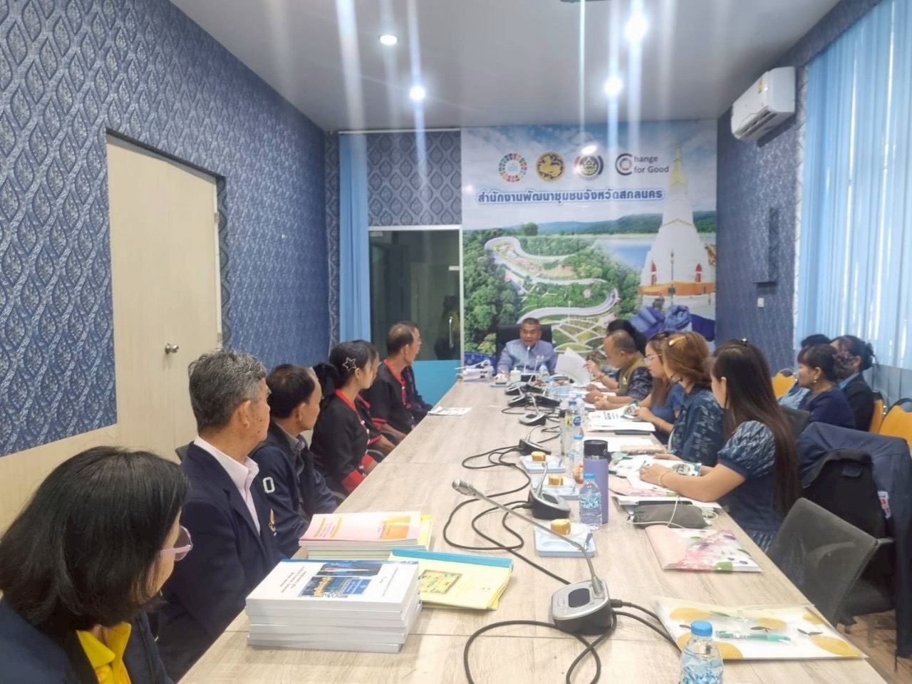 พช.สกลนคร : จัดประกวด รอบตัดสิน กิจกรรมกองทุนหมู่บ้านและชุมชนเมืองดีเด่น เนื่องในโอกาสครบรอบ 24 ปี กองทุนหมู่บ้านและชุมชนเมือง