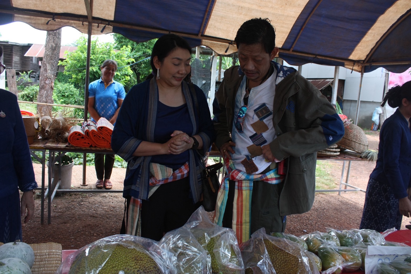 จังหวัดสกลนคร : คัดสรรกิจกรรมพัฒนาชุมชนดีเด่น ประเภท หมู่บ้านเศรษฐกิจพอเพียง “อยู่เย็น เป็นสุข” ดีเด่นระดับจังหวัด ประจำปี2568