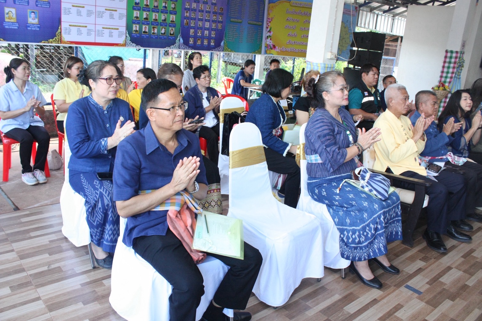 จังหวัดสกลนคร : คัดสรรกิจกรรมพัฒนาชุมชนดีเด่น ประเภท หมู่บ้านเศรษฐกิจพอเพียง “อยู่เย็น เป็นสุข” ดีเด่นระดับจังหวัด ประจำปี2568