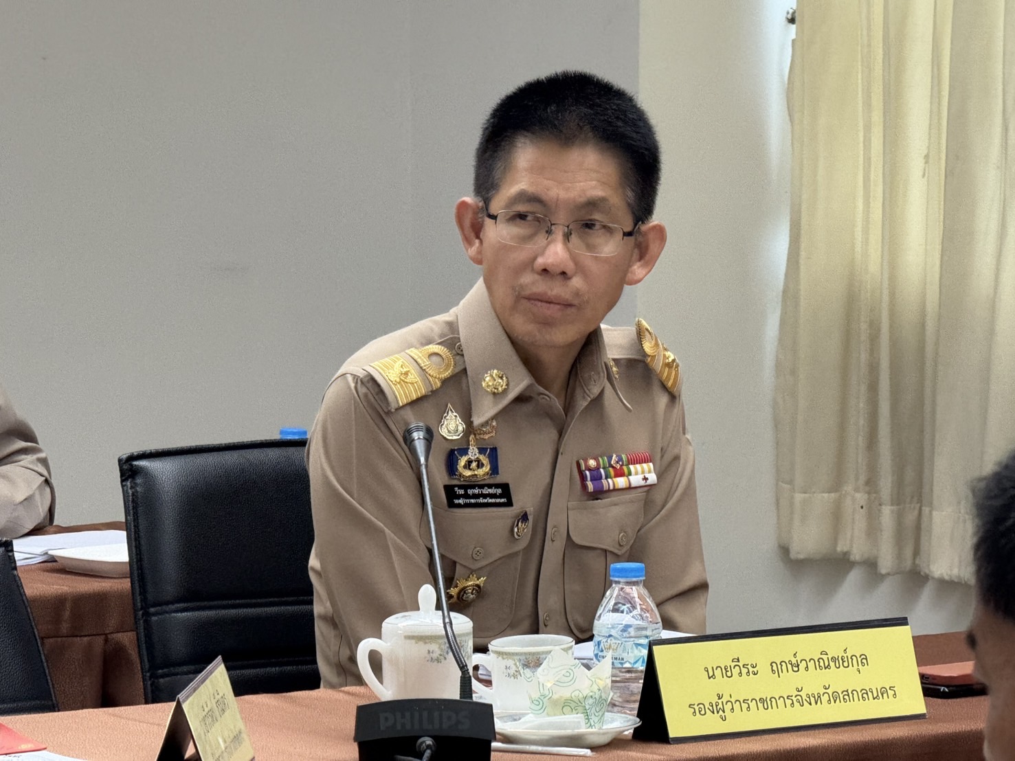 จังหวัดสกลนคร : ประชุมหัวหน้าส่วนราชการสังกัดกระทรวงมหาดไทยและนายอำเภอ จังหวัดสกลนคร