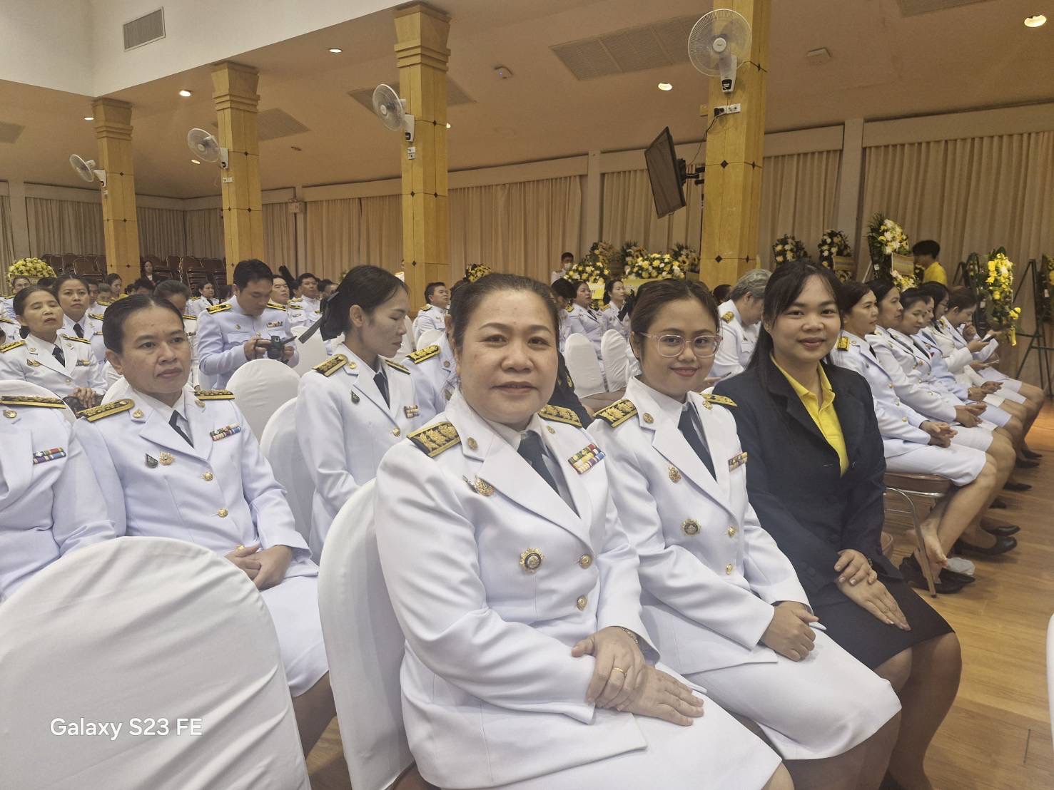จังหวัดสกลนคร จัดพิธีวางพวงมาลา “วันที่ระลึกคล้ายวันสวรรคตสมเด็จพระนารายณ์มหาราช” ประจำปี 2568 น้อมรำลึกถึงพระมหากรุณาธิคุณ ที่ทรงมีต่อปวงชนชาวไทย