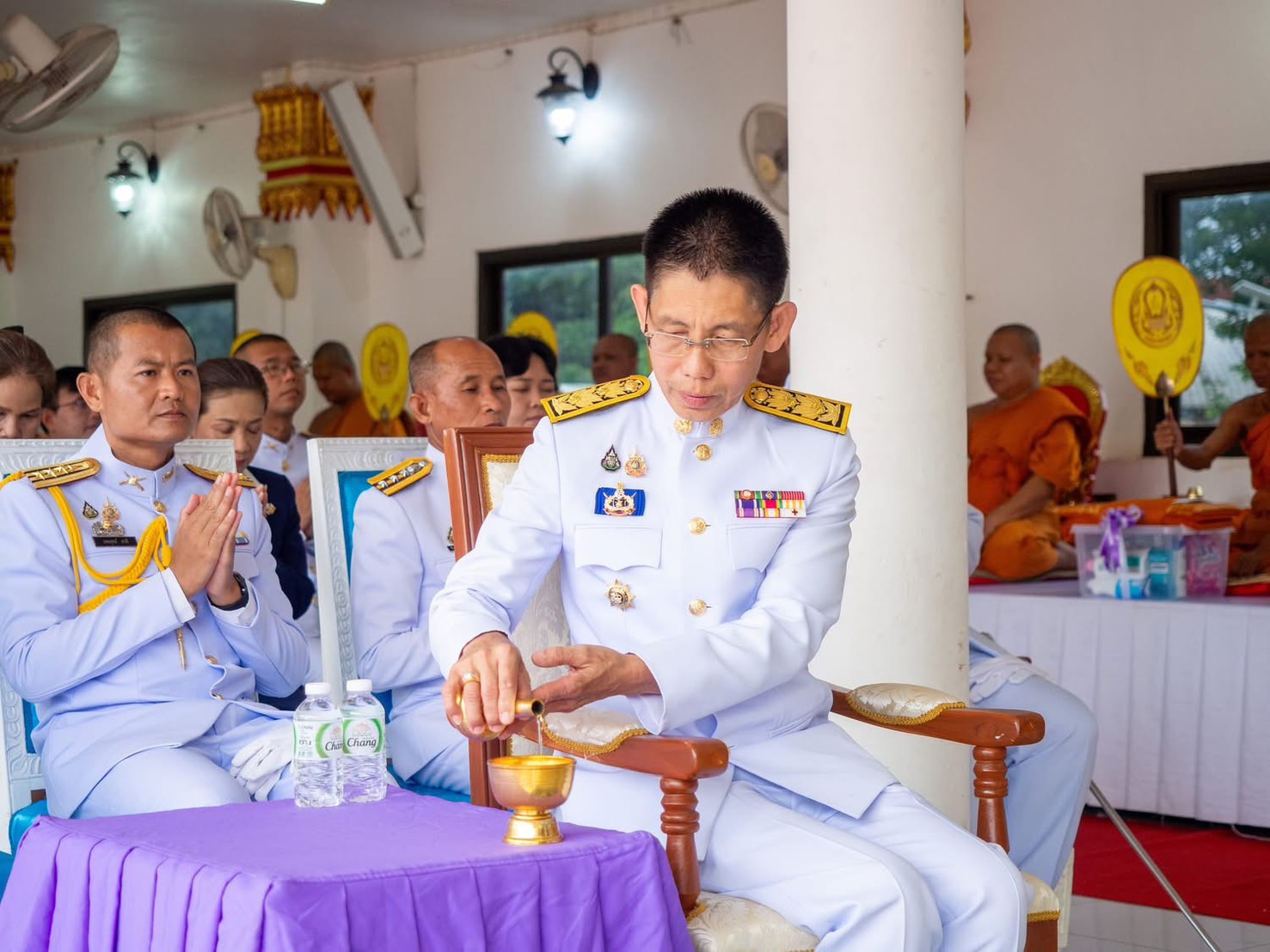พสกนิกรชาวจังหวัดสกลนคร ร่วมพิธี เจริญพระพุทธมนต์ ถวายพระพรและพิธีทำบุญตักบาตรเฉลิมพระเกียรติ พระเจ้าวรวงศ์เธอ พระองค์เจ้าโสมสวลี กรมหมื่นสุทธนารีนาถ เนื่องในโอกาสคล้ายวันประสูติ 13 กรกฎาคม 2568