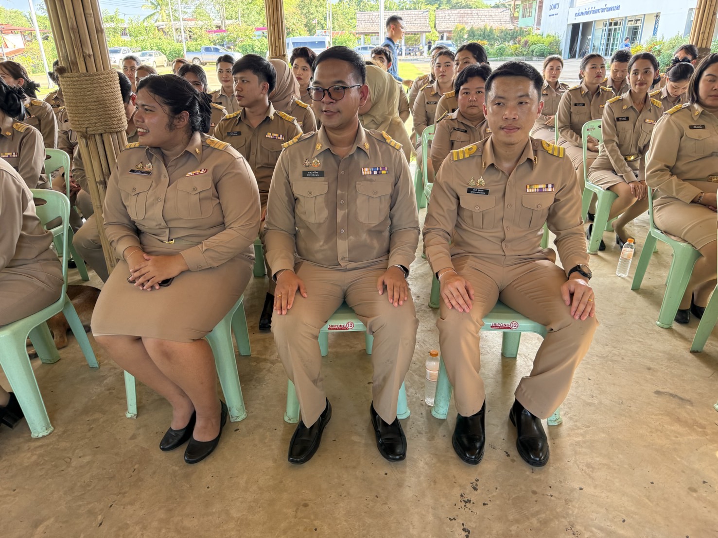 พช.สกลนคร :จัดพิธีรับมอบพัฒนากรก่อนประจำการ รุ่นที่ 131 เพื่อฝึกปฏิบัติงานภาคสนาม ก่อนประจำการ  ในระหว่างวันที่ 17  กรกฎาคม – 2 สิงหาคม 2568