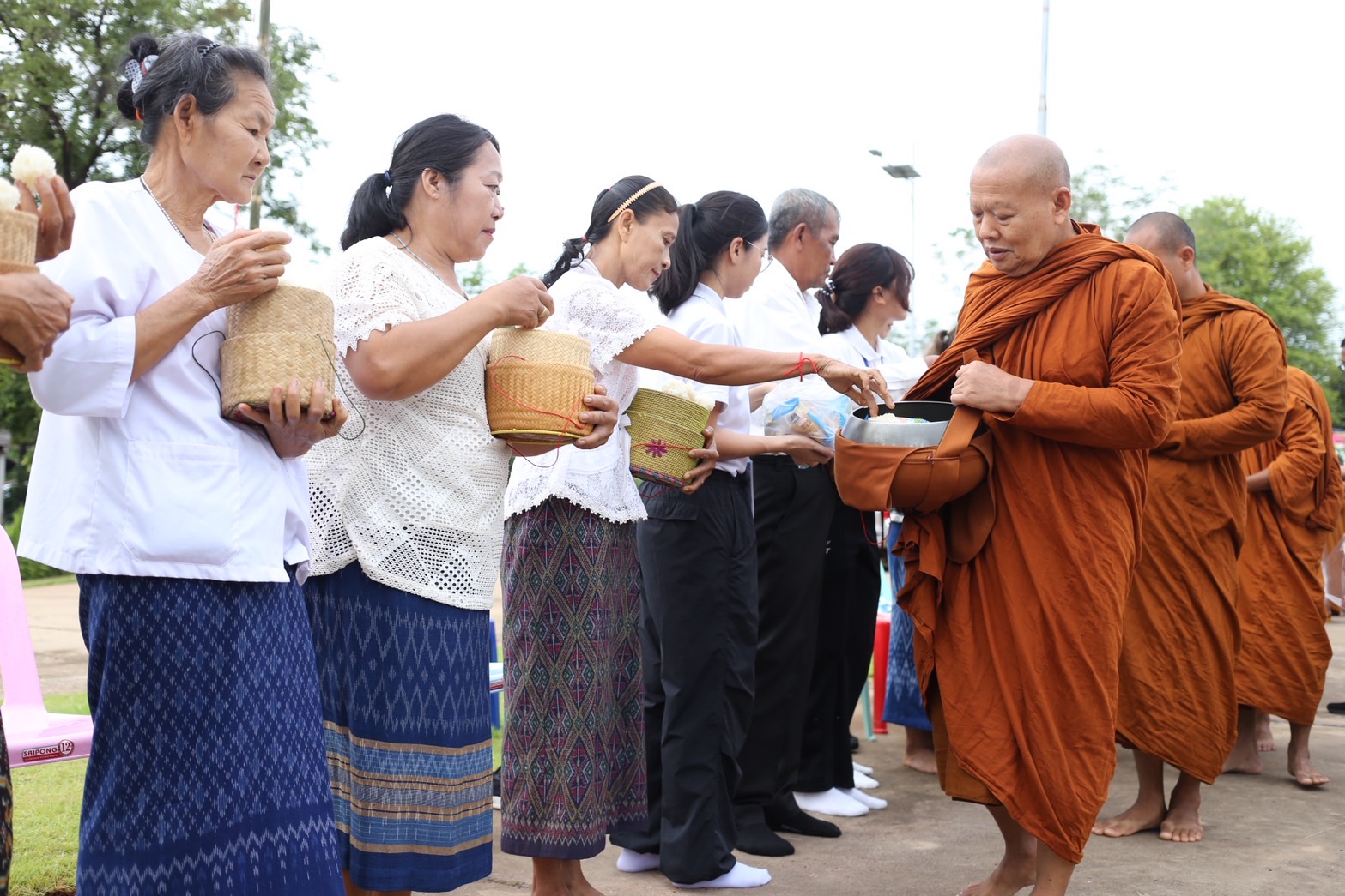 พช.สกลนคร : บ่มเพาะพัฒนากร รุ่นที่ 131  ร่วมกิจกรรมเสริมสร้างคุณค่าและความผูกพันกับประชาชนบ้านดอนกอย หมู่บ้านพัฒนาที่ยั่งยืน