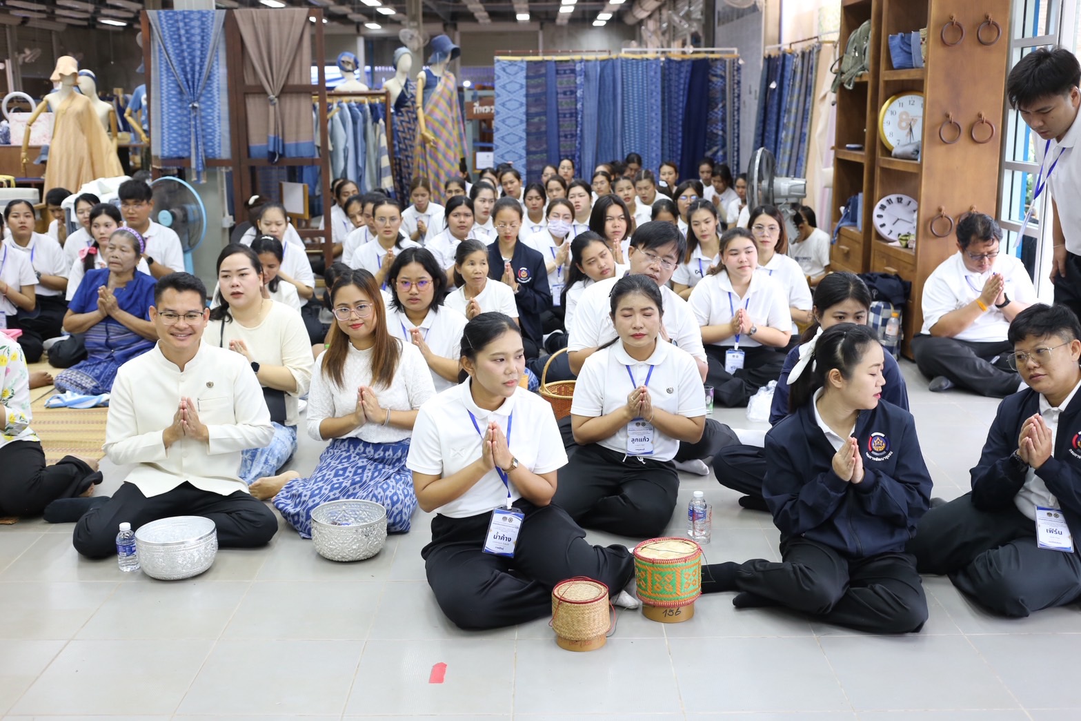 พช.สกลนคร : บ่มเพาะพัฒนากร รุ่นที่ 131  ร่วมกิจกรรมเสริมสร้างคุณค่าและความผูกพันกับประชาชนบ้านดอนกอย หมู่บ้านพัฒนาที่ยั่งยืน