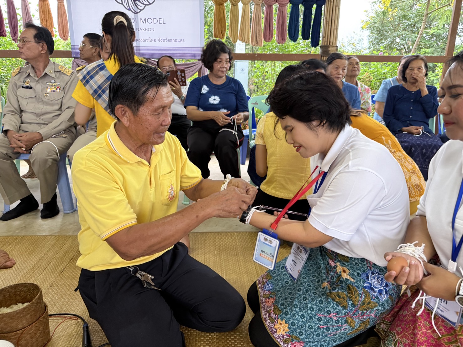 พช.สกลนคร : บ่มเพาะเมล็ดพันธุ์ รุ่นที่ 131 รับมอบข้อมูลจากการฝึกปฏิบัติงานหมู่บ้านเรียนรู้ของเมล็ดพันธ์และสานสัมพันธ์สร้างขวัญกำลังใจก่อนลงปฎิบัติงานในพื้นที่จริง