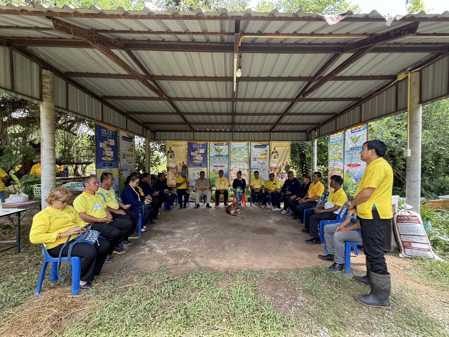 พช.สกลนคร : จัดกิจกรรม “เอามื้อสามัคคี” เฉลิมพระเกียรติพระบาทสมเด็จพระเจ้าอยู่หัว เนื่องในโอกาสวันเฉลิมพระชนมพรรษา 28 กรกฎาคม 2568