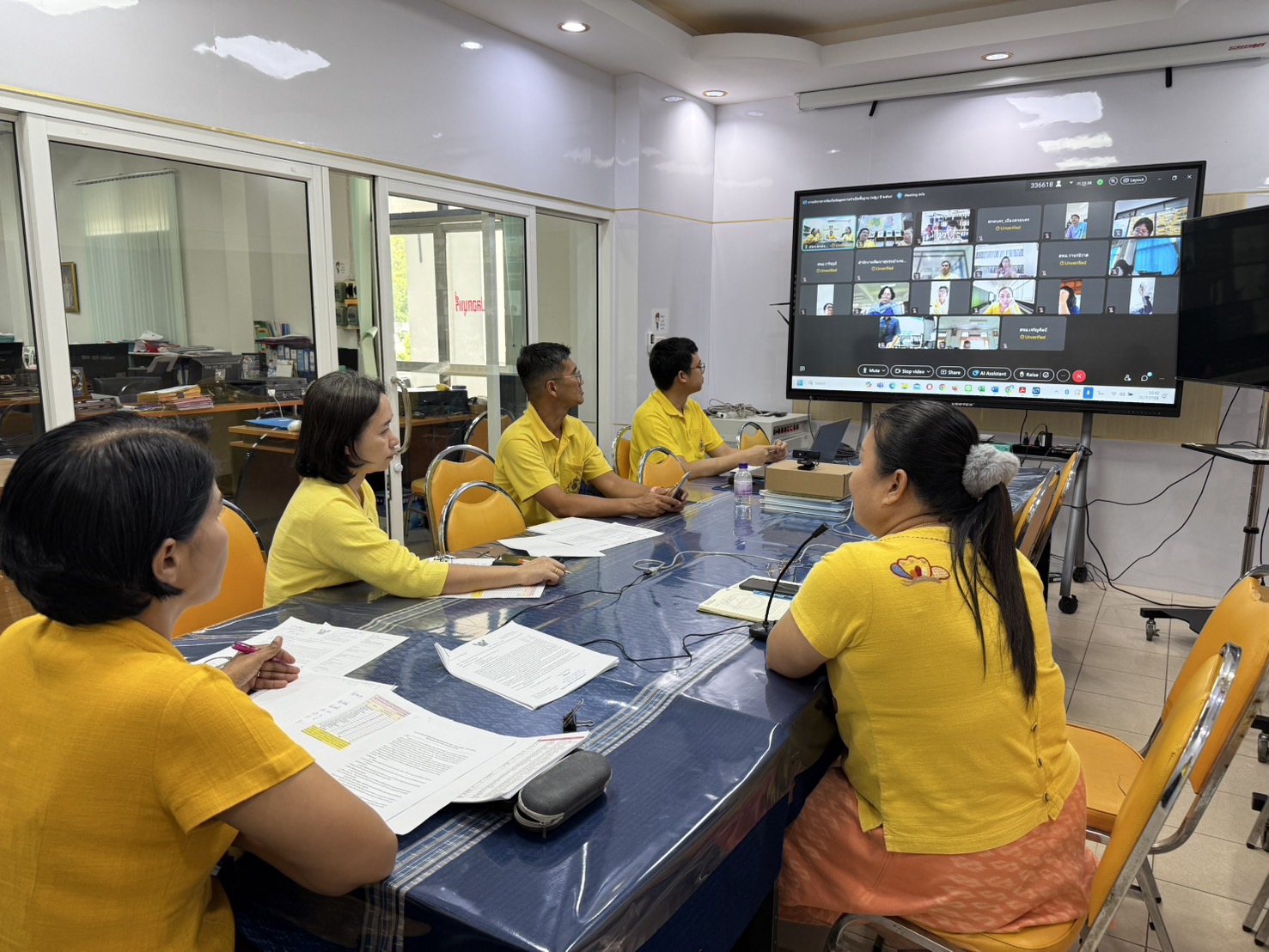 พช. สกลนคร : ขับเคลื่อนงานข้อมูลความจำเป็นพื้นฐาน (จปฐ.) และงานกองทุนแม่ของแผ่นดิน เชิงคุณภาพ ผ่านระบบ Cisco Webex ของกรมการพัฒนาชุมชน