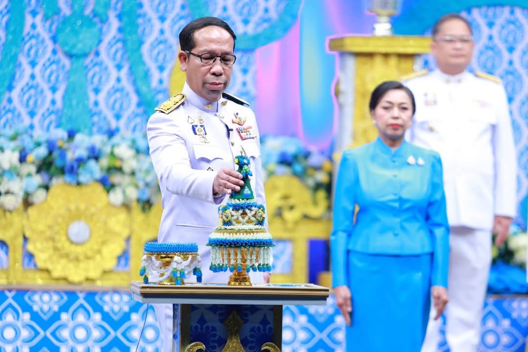 ผู้ว่าราชการจังหวัดสกลนคร : นำหัวหน้าส่วนราชการระดับจังหวัด บันทึกเทปเนื่องในโอกาสวันเฉลิมพระชนมพรรษาสมเด็จ พระนางเจ้าสิริกิติ์ พระบรมราชินีนาถ พระบรมราชชนนีพันปีหลวง