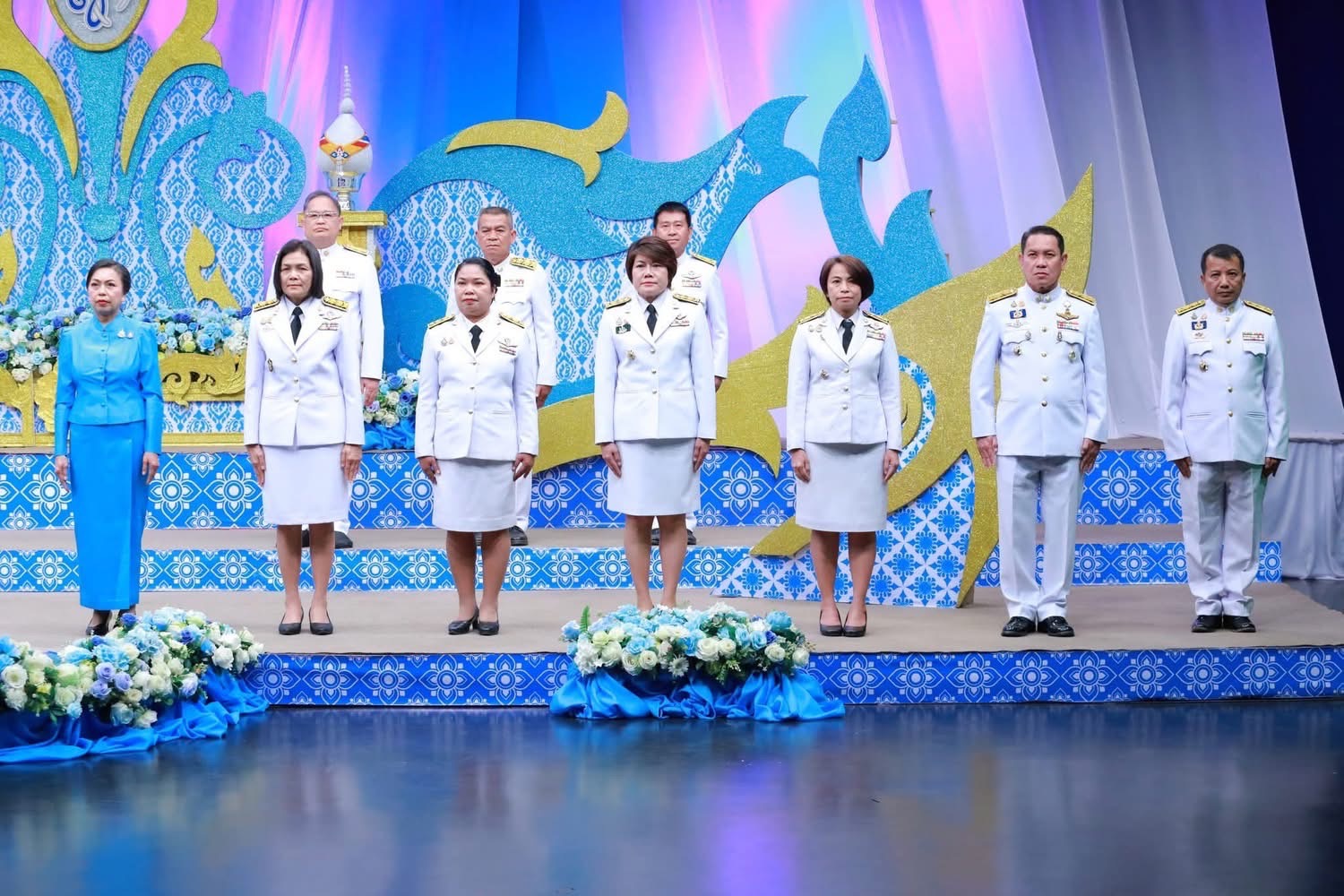 ผู้ว่าราชการจังหวัดสกลนคร : นำหัวหน้าส่วนราชการระดับจังหวัด บันทึกเทปเนื่องในโอกาสวันเฉลิมพระชนมพรรษาสมเด็จ พระนางเจ้าสิริกิติ์ พระบรมราชินีนาถ พระบรมราชชนนีพันปีหลวง