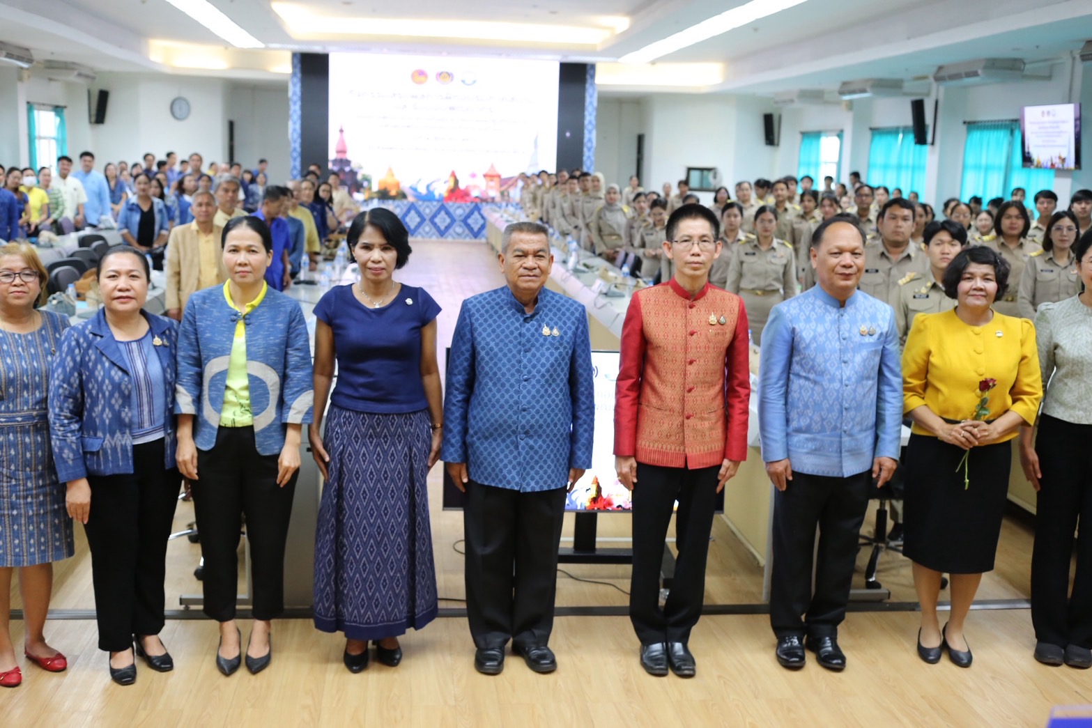 จังหวัดสกลนคร : จัดพิธีส่งเมล็ดพันธุ์ใหม่ (พก.รุ่นที่131) คืนกลับสู่บ้านนักพัฒนาชุมชน