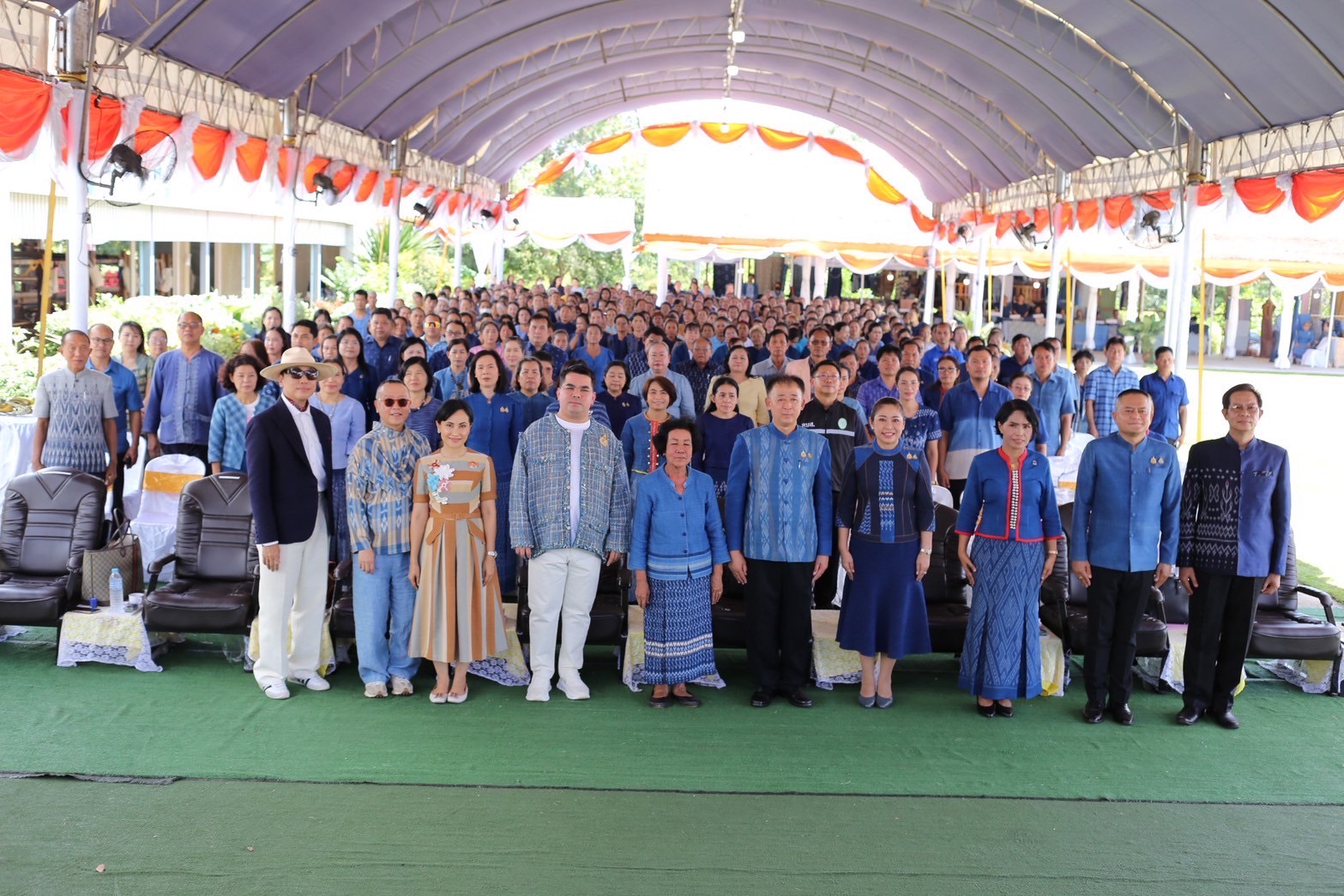 จังหวัดสกลนคร : จัดเวทีสัมมนาแลกเปลี่ยนเรียนรู้และประชา สัมพันธ์เผยแพร่ผลิตภัณฑ์ภูมิปัญญาผ้าไทย ของจังหวัดสกลนคร ปี 2568