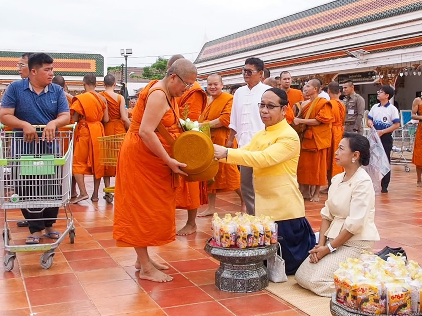 พช. สกลนคร : ร่วมงานฉลองสมโภช ๑๘๗ ปี เมืองสกลนคร