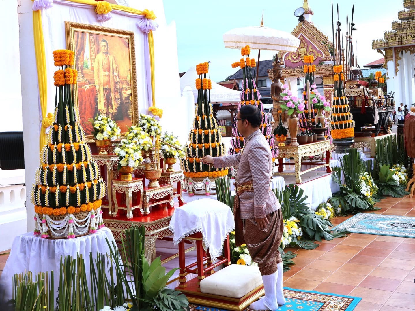 พช.สกลนคร :ร่วมพิธีฉลองสมโภช ๑๘๗ ปี เมืองสกลนคร  เวลา 15.30 น.