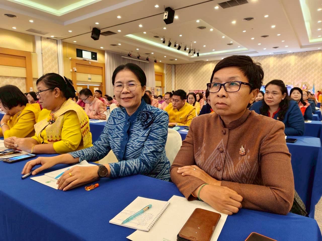 พช. สกลนคร : ยกทีมผู้บริหารร่วมประชุมเชิงปฏิบัติการตรวจติดตามผลการดำเนินงานของหน่วยรับตรวจ รายไตรมาส เขตพื้นที่รับผิดชอบ ศพช.เขต3 และ ศพช.เขต 4 ในระหว่างวันที่ 20-21 สิงหาคม 2568 ที่จังหวัดร้อยเอ็ด
