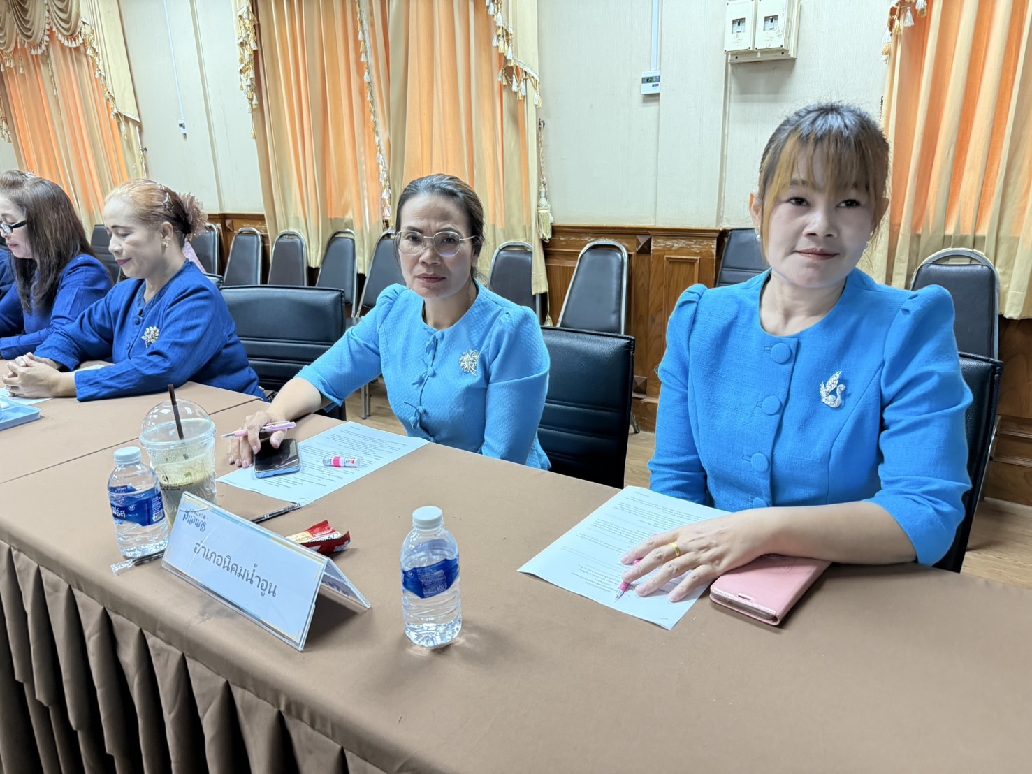 พช.สกลนคร : จัดประชุมเพื่อพิจารณาคัดเลือก “คณะกรรมการพัฒนาสตรีจังหวัด” ปี 2568